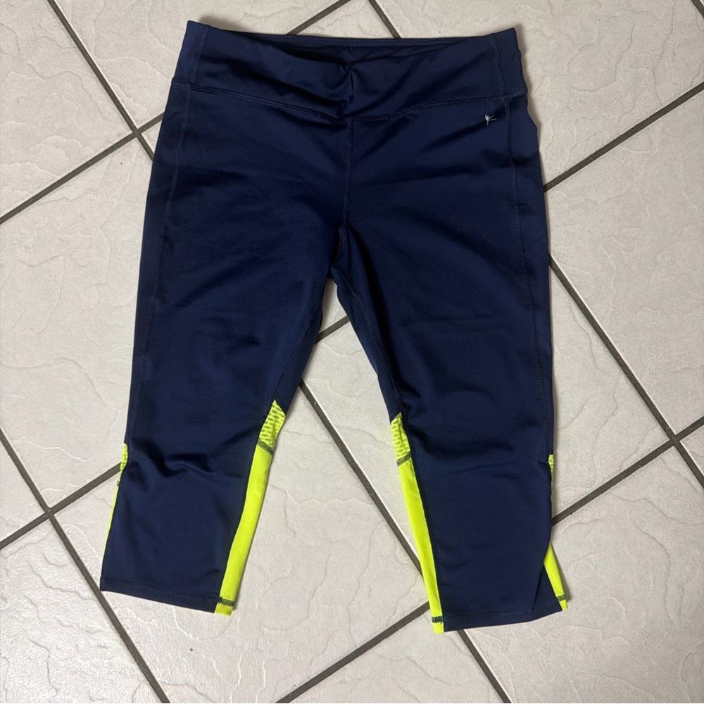 DANSKIN NOW Fitted Women's blue Capri Leggings Size L/G